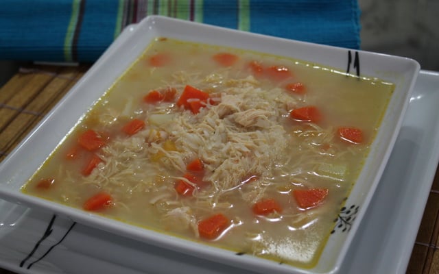 Canja de galinha mineira