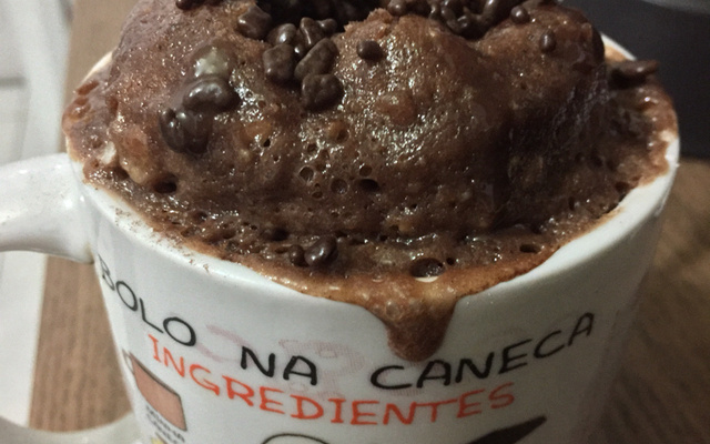 Bolo de caneca