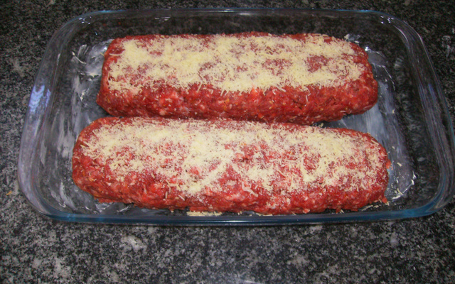 Rocambole de Carne Moida