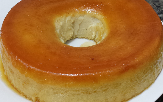 Pudim de pão canelado