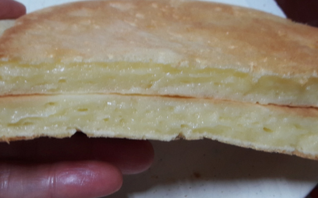 Crepioca de queijo assado na frigideira