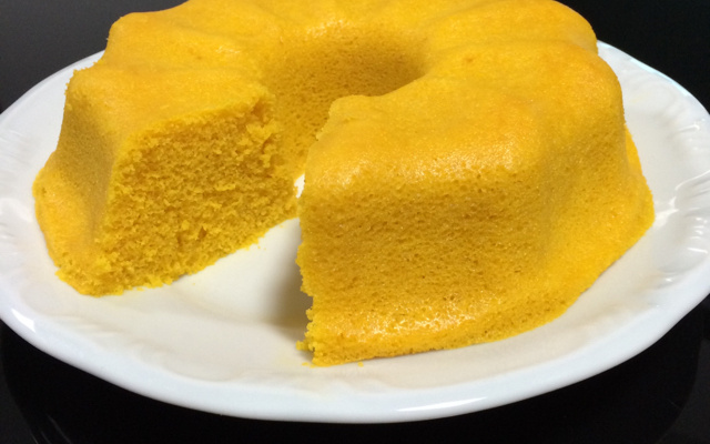 Bolo de cenoura de micro-ondas
