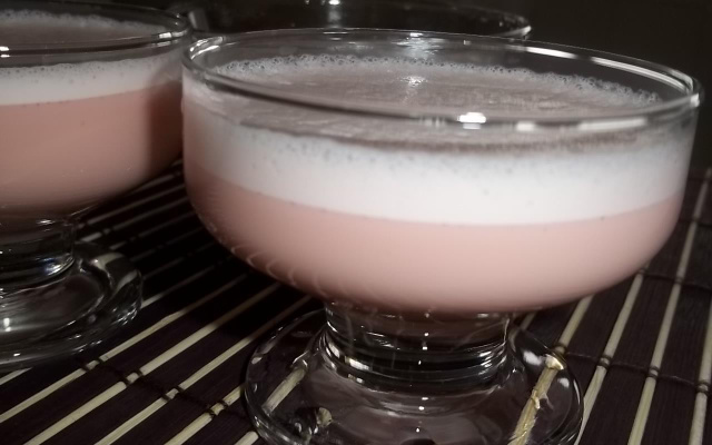 Flan de beterraba com coco