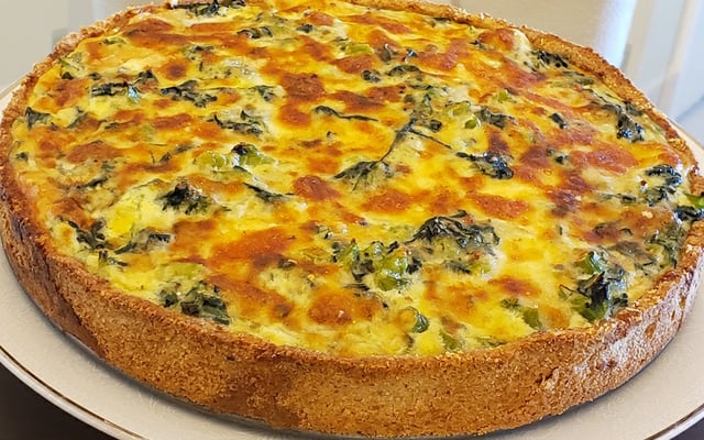 Quiche de espinafre e mussarela