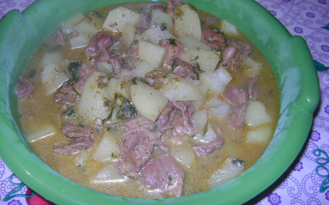 Moela de frango com batata