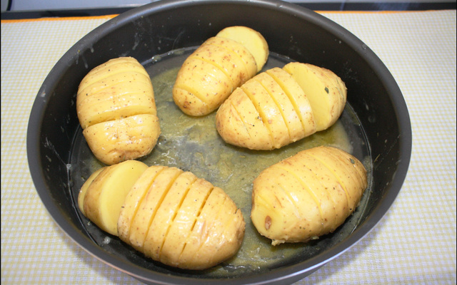 Batatas Hasselback