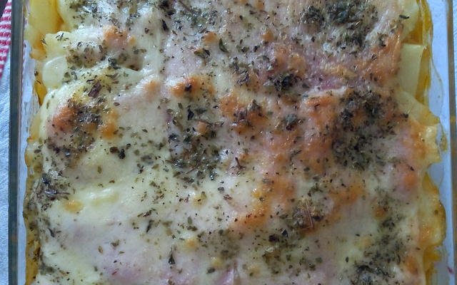 Batata de forno com frango rápida