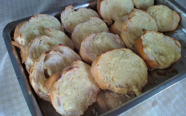 pastinha de alho para torradas