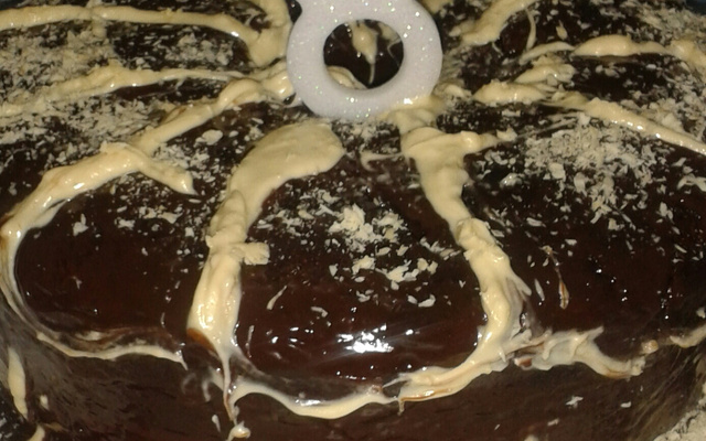 Bolo de doce de leite