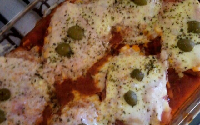 Empanado de frango à Parmegiana