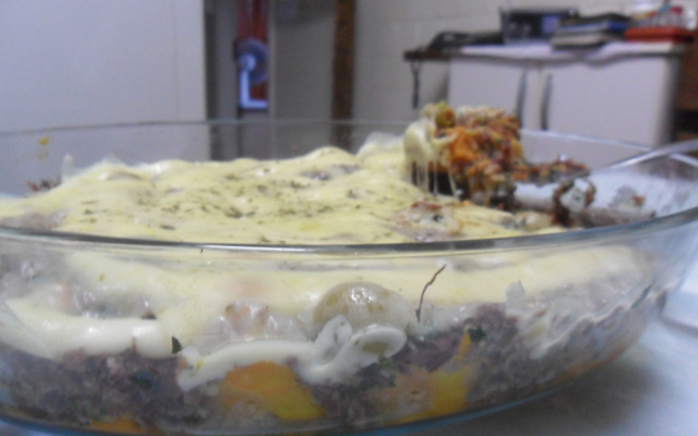 Escondidinho de carne seca com requeijão