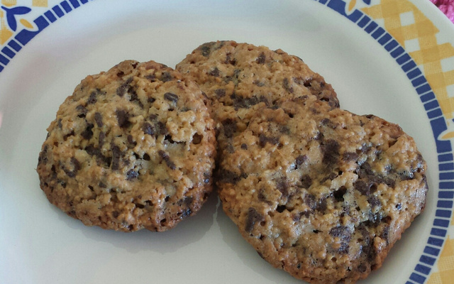 Biscoito de aveia com gotas de chocolate