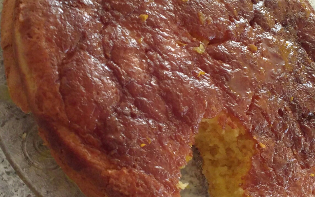 Bolo de laranja inteira