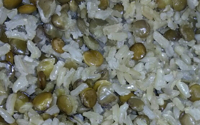 Arroz integral com lentilhas