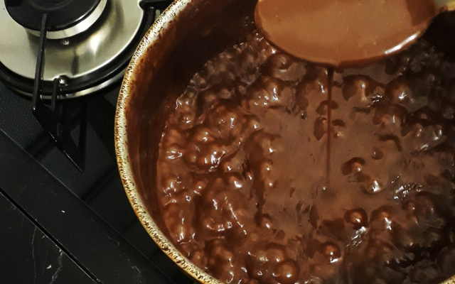 Chocolate quente de panela 