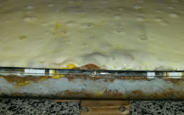 Arroz de forno com carne moída