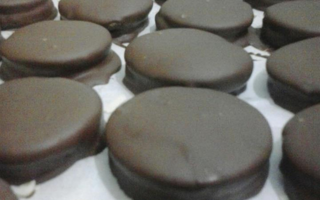 Alfajor de doce-de-leite à Laura