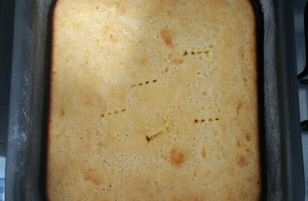 Bolo fácil de milho com coco