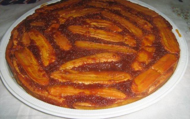 Torta caramelada de banana