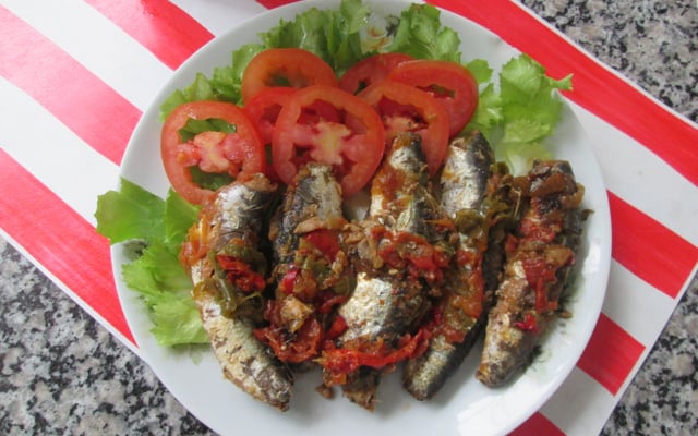 Sardinha na panela de pressão