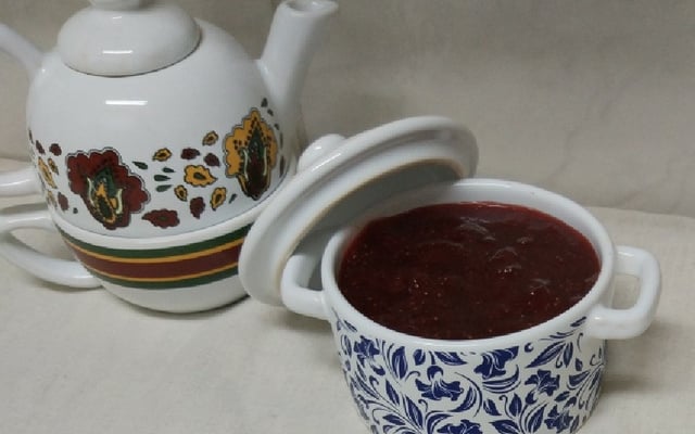 Geleia consistente de morango