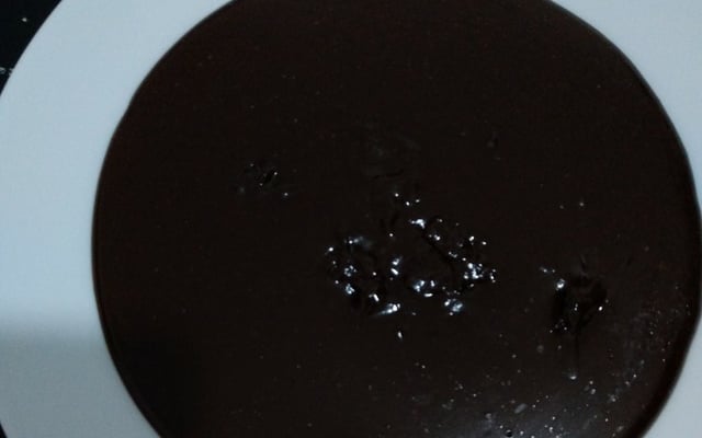 Mingau de amido de milho de chocolate