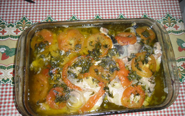 Atum de forno com azeite e batatas