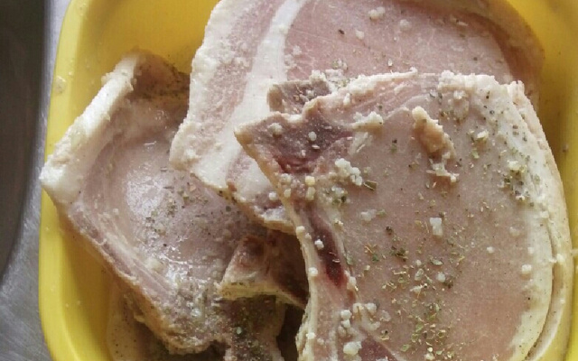 Bisteca frita saborosa