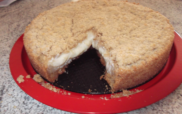 Cuca de farofa recheada