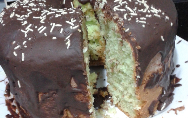 Bolo de gelatina de limão