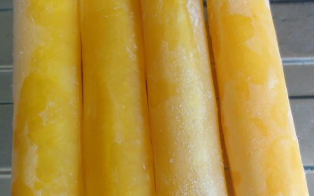 Geladinho natural de manga