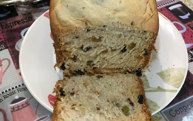 Panetone feito na panificadora