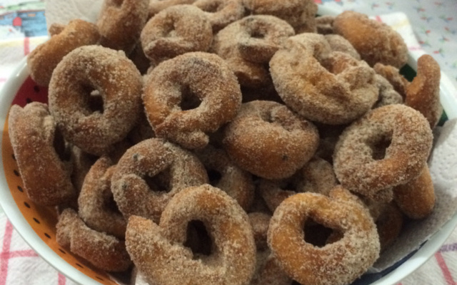 Rosquinha frita super fácil para o café