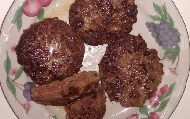 Hambúrguer caseiro tipo americano