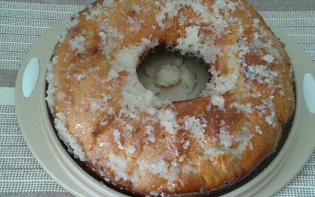 Rosca deliciosa com creme de coco