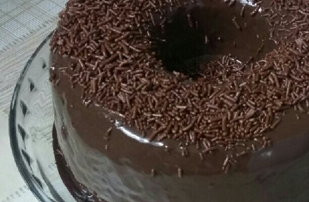 Cobertura de chocolate para bolo
