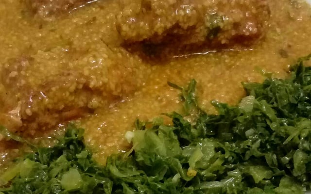 Costelinha de porco com canjiquinha