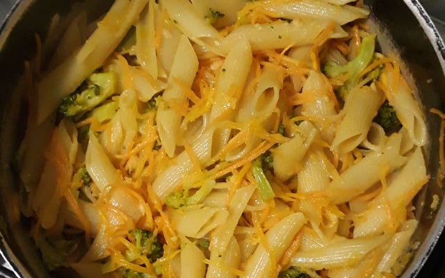 Macarrão com legumes