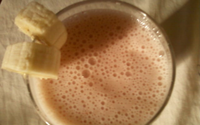 Vitamina de banana com morango