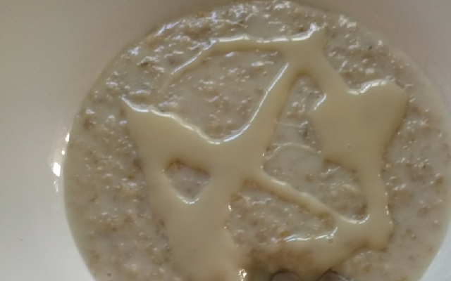 Papa de aveia com leite condensado