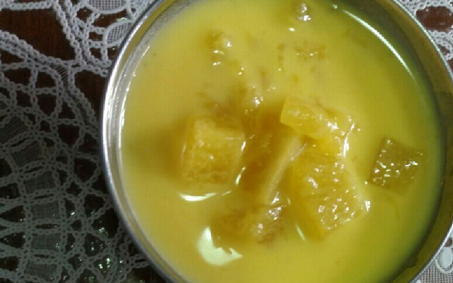 Doce de abacaxi com gelatina