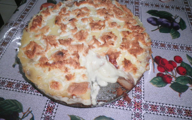 Torta merengue de banana da terra