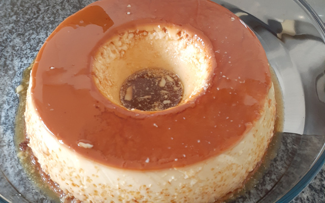 Pudim de leite ninho