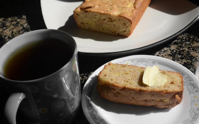 Bolo de maçã com canela