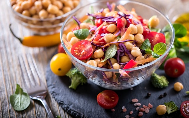 Salada de grão-de-bico