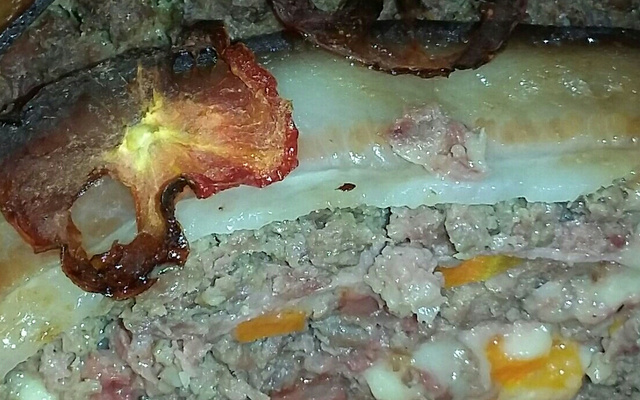 Rocambole de carne moída