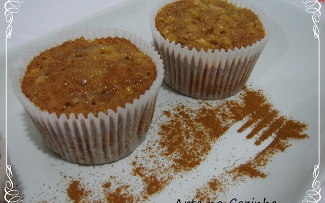 Muffins de maçãs e passas