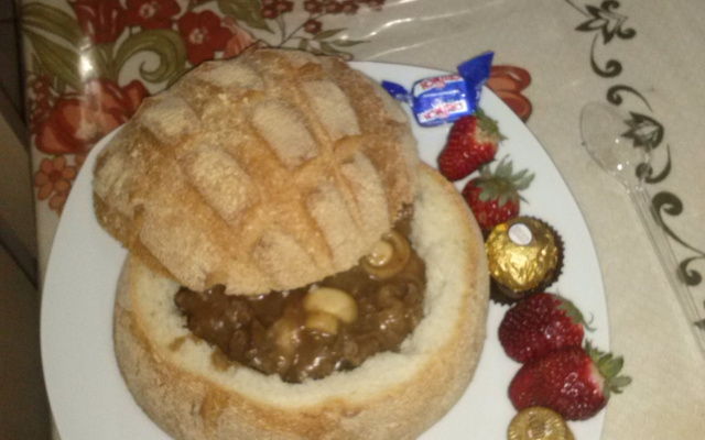 Pão italiano recheado