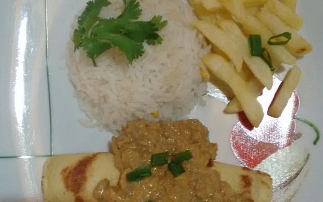 Panquecas de carne moída com creme de milho