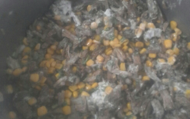 Escondidinho de assado de panela com purê de batata